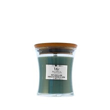 WOODWICK - Mint Leaves & Oak Medium Candle 275.0 g