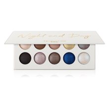 MAKEUP REVOLUTION PRO Color Focus Shadow Palette - Palette of highly pigmented eye shadows 15 g