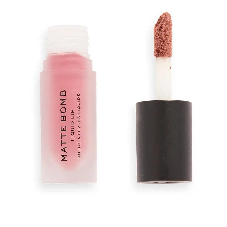 REVOLUTION MAKE UP Matte Bomb Liquid Lip #clueless Fuchsia 4.60 Ml - Parfumby.com