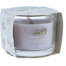 YANKEE CANDLE A Calm & Quiet Place Votive Candle In Glass 37 G - Parfumby.com