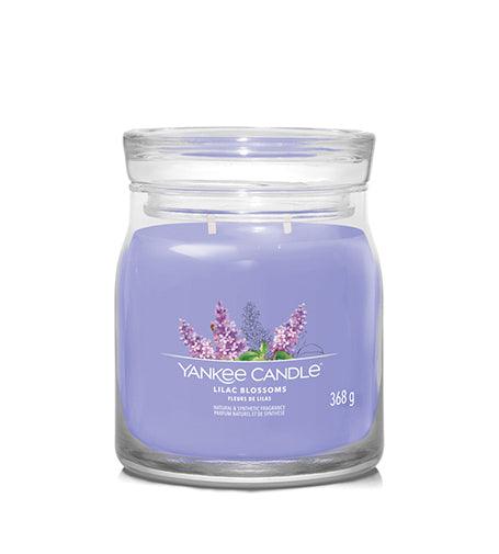 YANKEE CANDLE Lilac Blossoms Signature Candle Medium 368 G - Parfumby.com