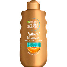 GARNIER Ambre Solaire Natural Bronzer Self Tan Lotion - Samoopalovací mléko 200ml