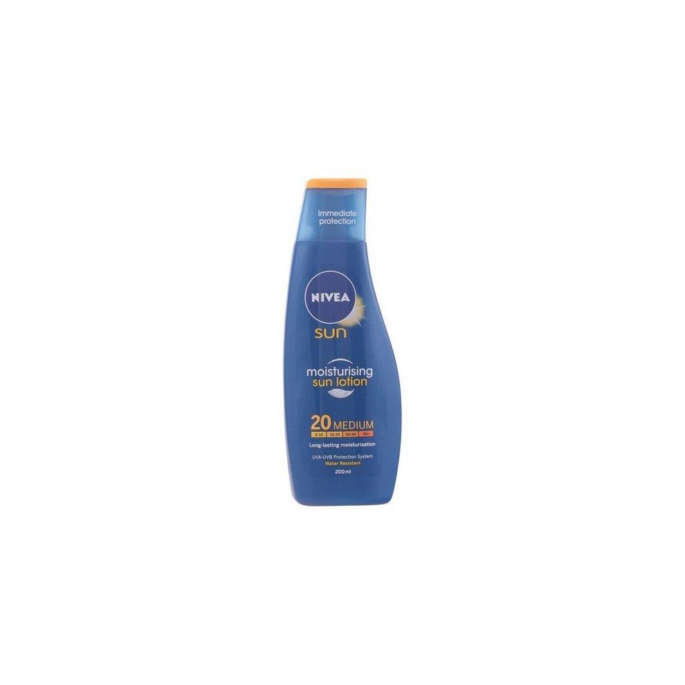 NIVEA Sun Protects & hydrates Milk Spf20 200 ML - Parfumby.com