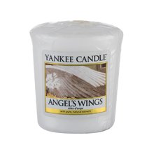 YANKEE CANDLE Angel's Wings Candle - Aromatic votive candle 104 G