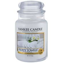 YANKEE CANDLE  Fluffy Towels Candle - Scented candle 623 G