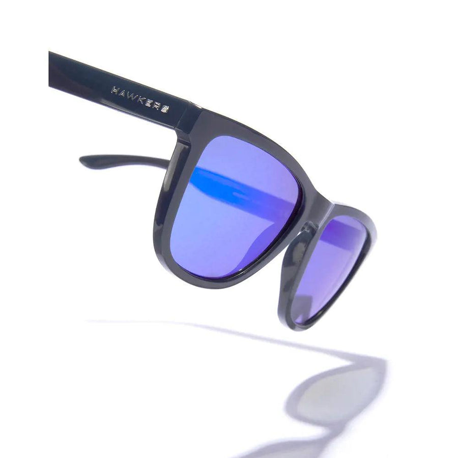 HAWKERS One Raw Polarized #black Sky #black - Parfumby.com