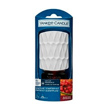 YANKEE CANDLE ScentPlug Starter Kit Black Cherry - A basic unit for an fragrant electrical outlet 1 PCS
